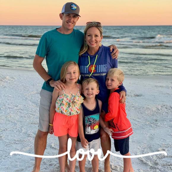 Meet your Posher, Alexandra - Picture 1 of 1